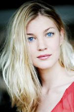 Mona Walravens; Belçikalı oyuncu