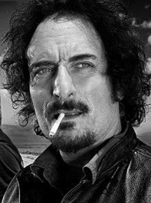 Kim Coates; Kanadalı  oyuncu, yapımcı