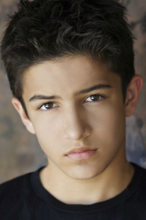 Aramis Knight; Amerikalı oyuncu