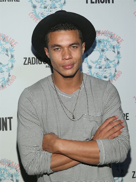 Ismael Cruz Cordova; Aguas Buenas, Porto Riko doğumlu Ismael Enrique Cruz Cordova,Ismael Cruz olarak da bilinen Porto Rikolu oyuncu