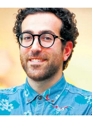 Lütfü Emre Çiçek; Türk kurgucu, senarist, yönetmen