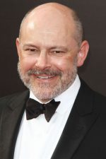 Rob Corddry; Robert William Corddry olarak da bilinen Amerikalı oyuncu, idari yapımcı, senarist