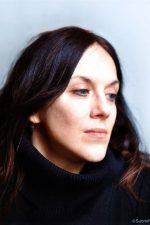 Inès Sedan; La Plata, Buenos Aires, Arjantin doğumlu Arjantinli yönetmen, senarist