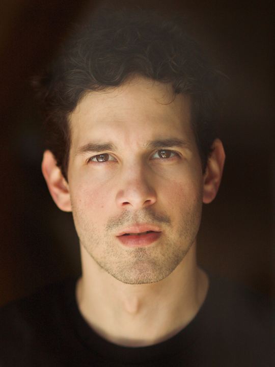 Hakim Faris; Fransız oyuncu