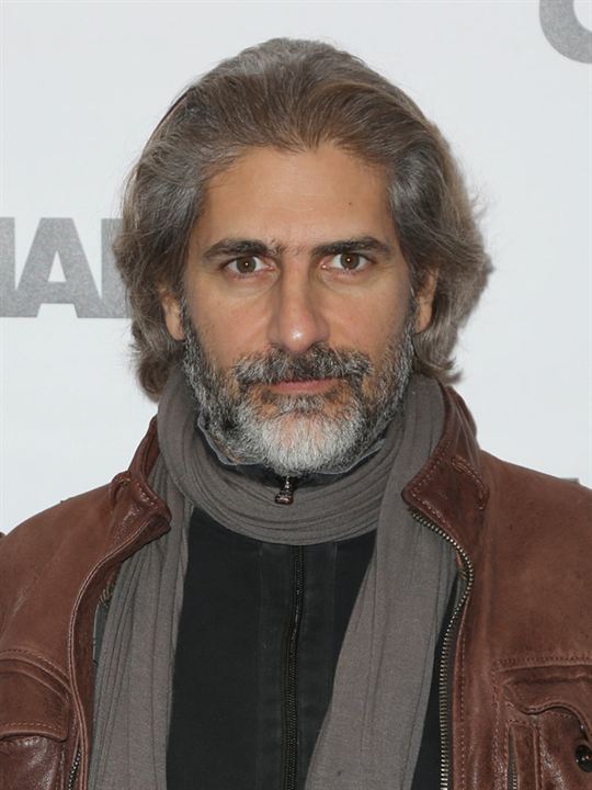 Michael Imperioli; James Michael Imperioli olarak da bilinen Amerikalı oyuncu, senarist