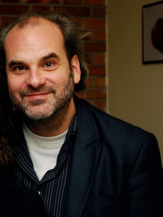 Thomas Logoreci; ortak yapımcı, senarist, yönetmen