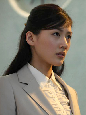 Haruka Ayase; Ayase Haruka olarak da bilinen Japon oyuncu