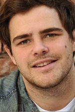Peter Lanzani; Arjantinli oyuncu