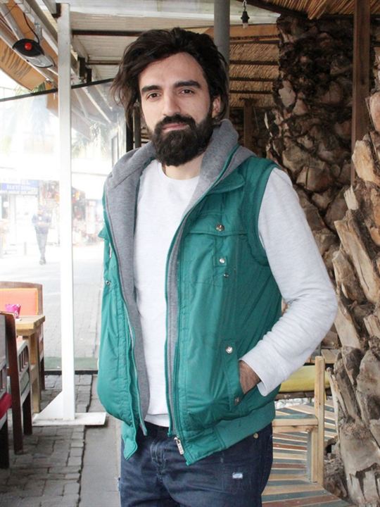 Yunus Şevik; Türk yönetmen