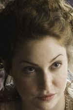 Esmé Bianco; St Albans,Hertfordshire,İngiltere doğumlu İngiliz  oyuncu