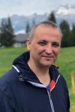 Nurullah Yenihan; Türk yapımcı, yönetmen