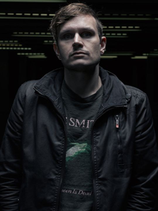 Sam Barrett; oyuncu, senarist, yönetmen