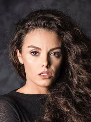 Simona Halacheva; oyuncu