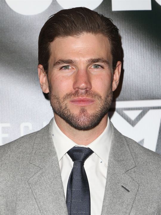 Austin Stowell; Amerikalı oyuncu