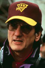 John Badham; John MacDonald Badham olarak da bilinen Amerikalı yönetmen, idari yapımcı, yapımcı