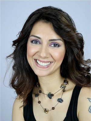 Taies Farzan; oyuncu