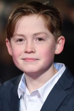 Kit Connor; Londra,İngiltere doğumlu İngiliz  oyuncu