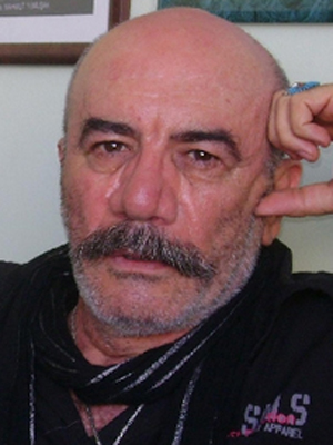 Hasan Karcı; Türk senarist, yönetmen