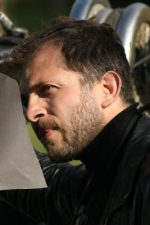 Yasin Uslu; Türk yönetmen, creator/showrunner, senarist