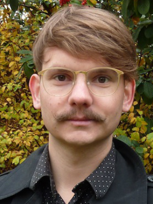 Daniel Hoesl; oyuncu, 1. yönetmen yardımcısı