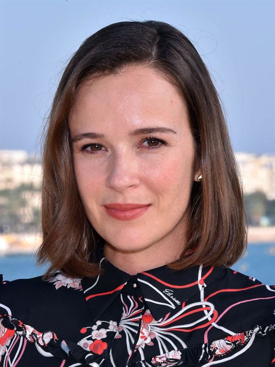 Claire Van Der Boom; Avustralyalı oyuncu