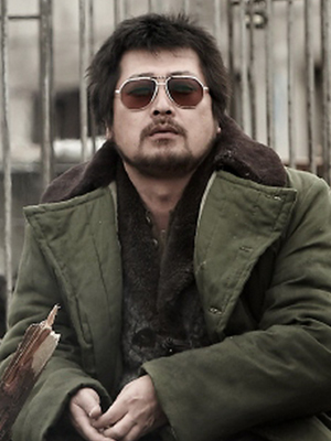 Yun-seok Kim; Kim Yoon-seok olarak da bilinen Güney Koreli oyuncu