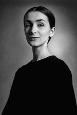 Pina Bausch; Philippine olarak da bilinen Alman koreograf, oyuncu