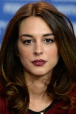 Vicky Papadopoulou; Yunan oyuncu