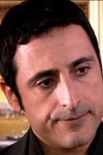 Suat Karausta; oyuncu