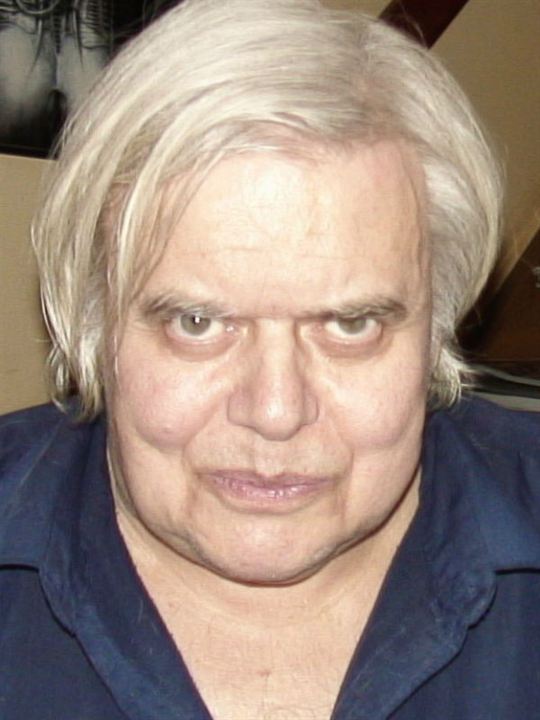 H.R. Giger; Chur, İsviçre doğumlu Hans Rüdi Giger olarak da bilinen İsviçreli ressam, görsel efekt sorumlusu, oyuncu