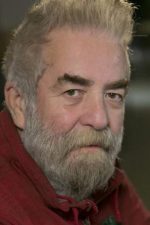Orhan Oğuz; yönetmen, görüntü yönetmeni, senarist