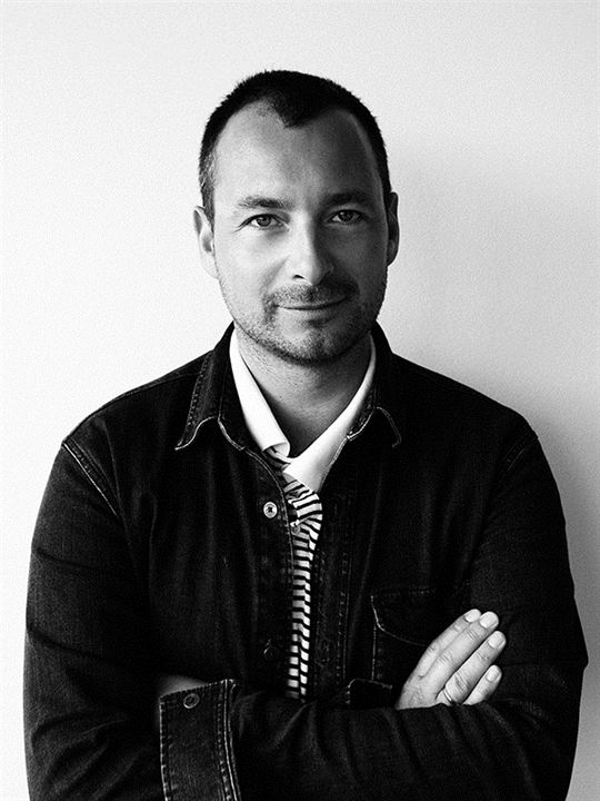 Jonas Alexander Arnby; Kopenhag,Danimarka doğumlu Danimarkalı  yönetmen