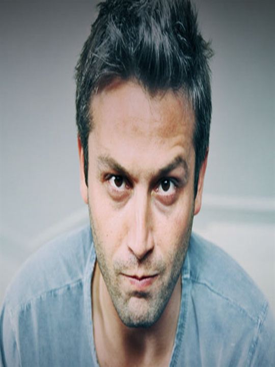 Deniz Karaoğlu; oyuncu
