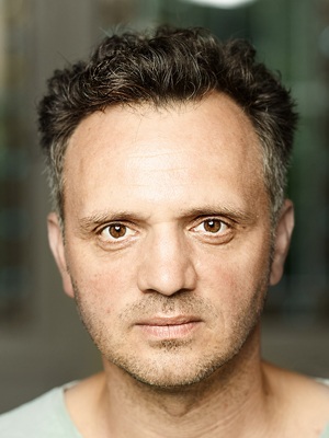 Roland Silbernagl; İnnsbruck, Tirol, Avusturya doğumlu Avusturyalı oyuncu