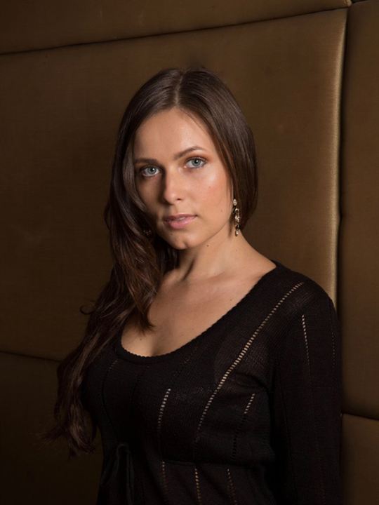 Katrina Grey; Ilava, Slovakya doğumlu Katarina Greguskov olarak da bilinen Slovak oyuncu