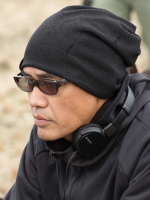 SABU; Hiroyuki Tanaka olarak da bilinen Japon senarist, yönetmen, yazar