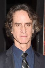 Jay Roach; Mathew Jay Roach olarak da bilinen Amerikalı yapımcı, yönetmen, idari yapımcı