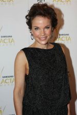 Sigrid Thornton; Avustralyalı oyuncu