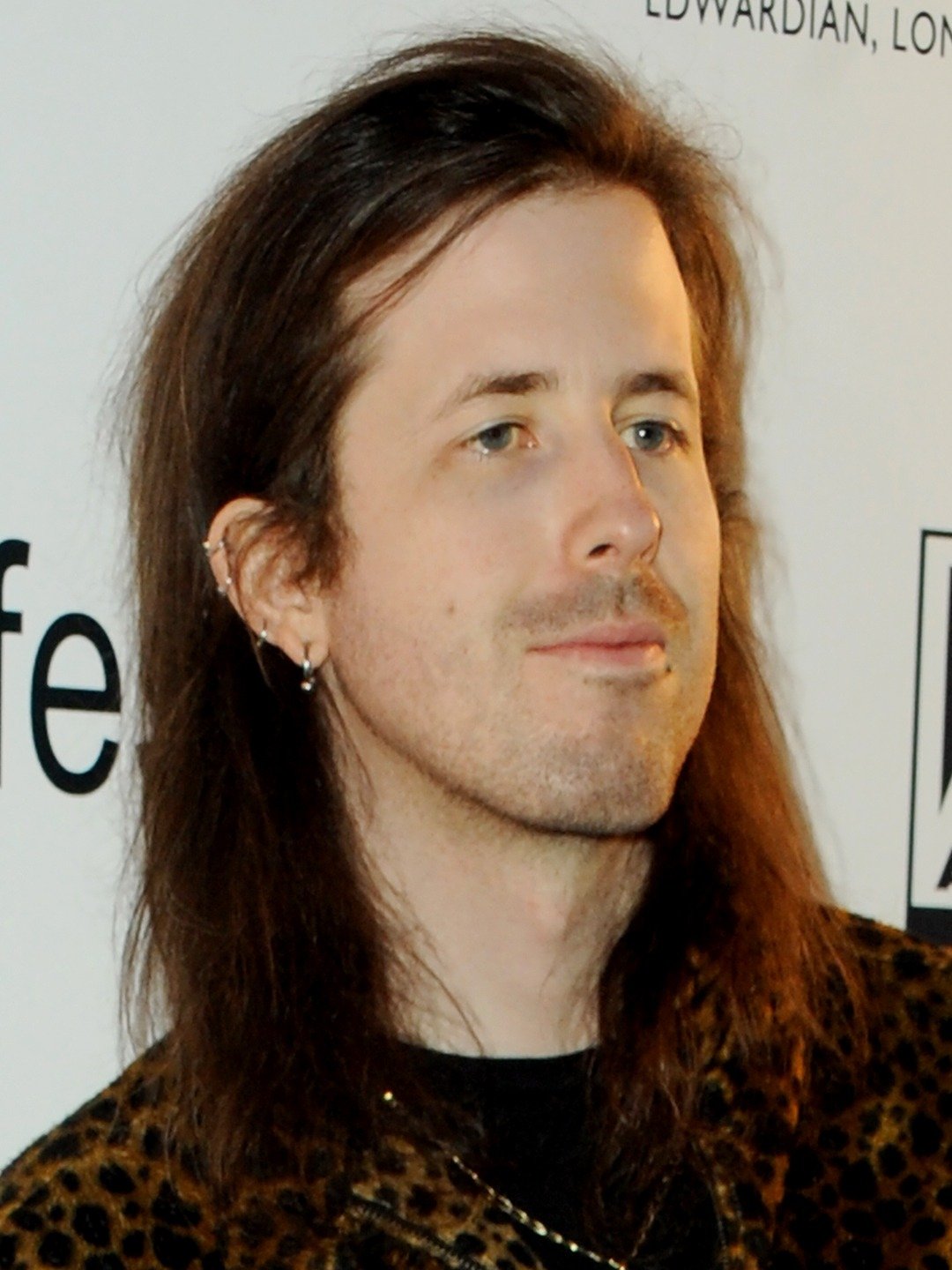 Colin Minihan; Kanada doğumlu Kanadalı  senarist, yönetmen, kurgucu