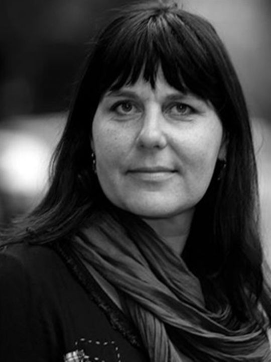 Ines Tanovic; Boşnak senarist, yönetmen
