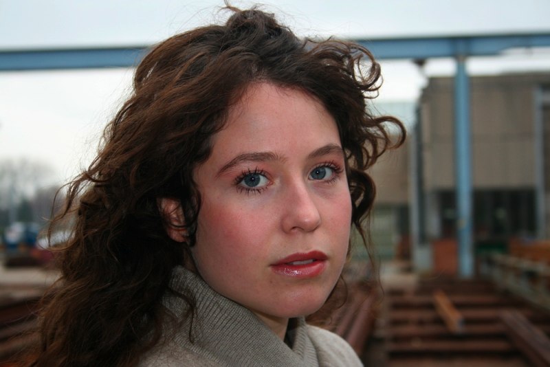 Sanne Vogel; Nieuwegein, Hollanda doğumlu Hollandalı yönetmen, oyuncu