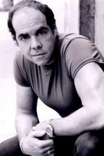 Mark Camacho; Kanadalı  oyuncu