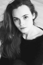 Angelina Strechina; oyuncu