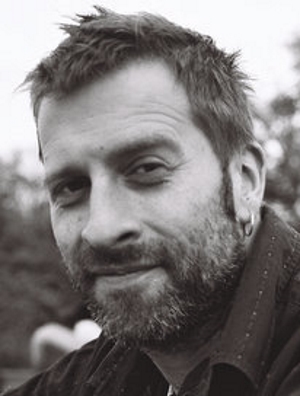 Ben Hopkins; senarist, yönetmen, oyuncu