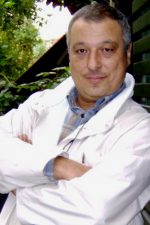 Ahmet Haluk Ünal; Türk yönetmen, oyuncu, senarist