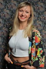 Ashleigh Ball; Ashleigh Adele Ball olarak da bilinen Kanadalı  oyuncu