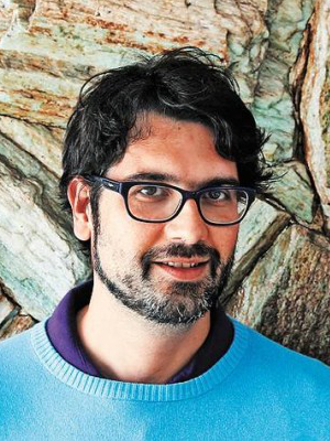 Pedro Filipe Marques; Porto, Portekiz doğumlu Portekizli kurgucu