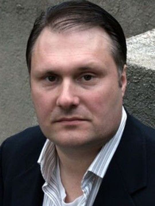 Cooper Kelly Kramer; oyuncu