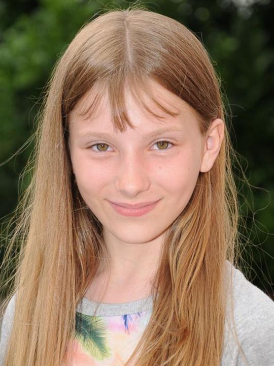 Layla Watts; oyuncu
