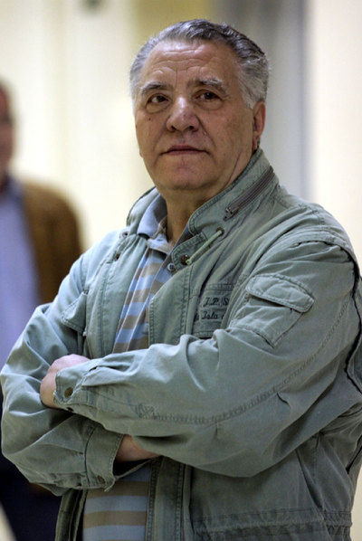 Juan Piquer Simon; Valensiya, İspanya doğumlu İspanyol yönetmen, senarist, yapımcı